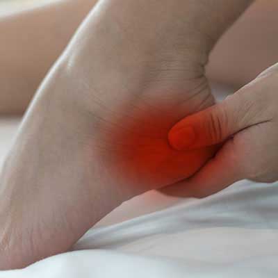 heel pain specialist Himayatnagar